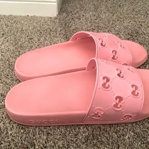 Pink Gucci Slides‼️